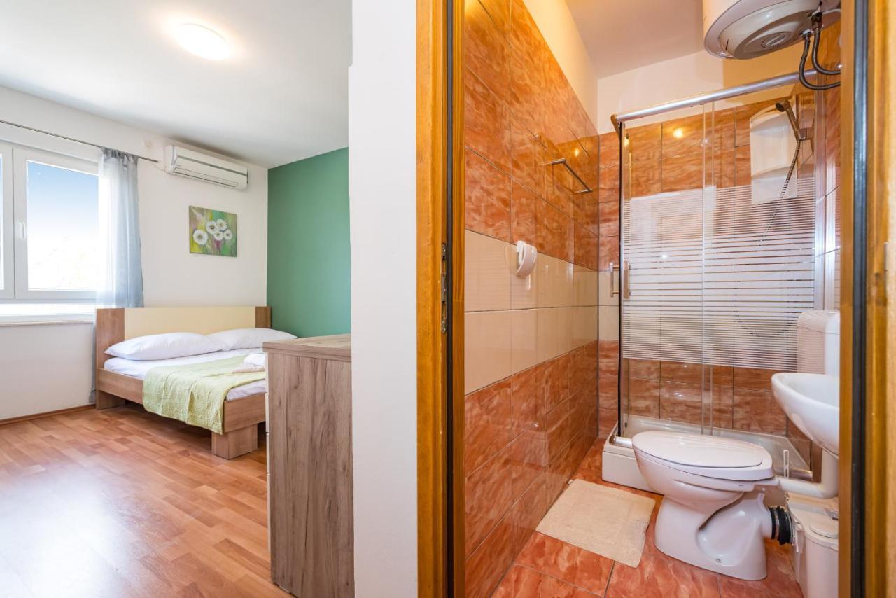Studio And Rooms Zadar City Wall Eksteriør bilde